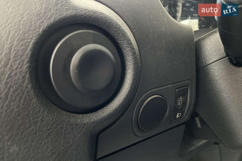 Минивэн Peugeot Partner 2005 в Шептицькому