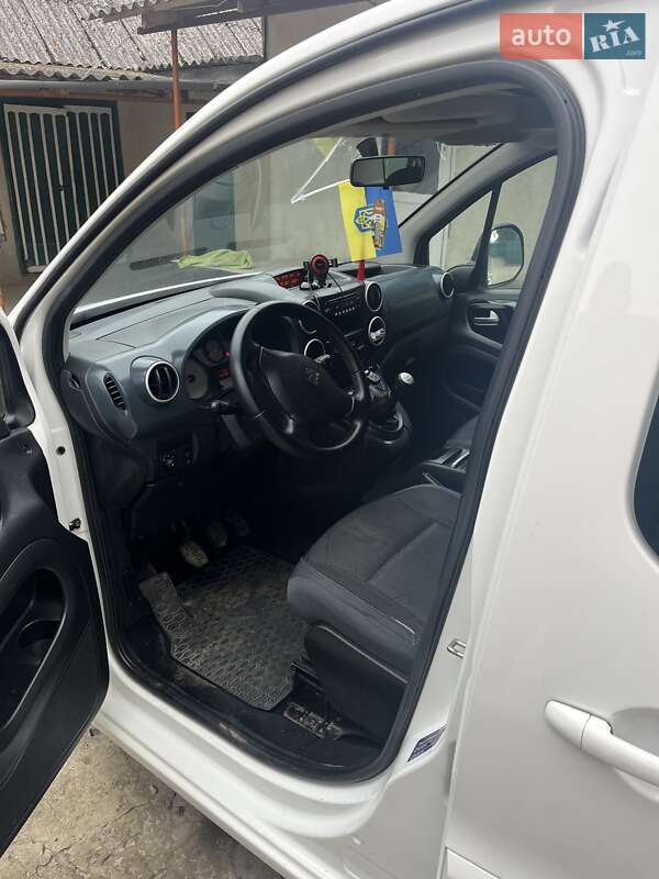 Минивэн Peugeot Partner 2012 в Кременце