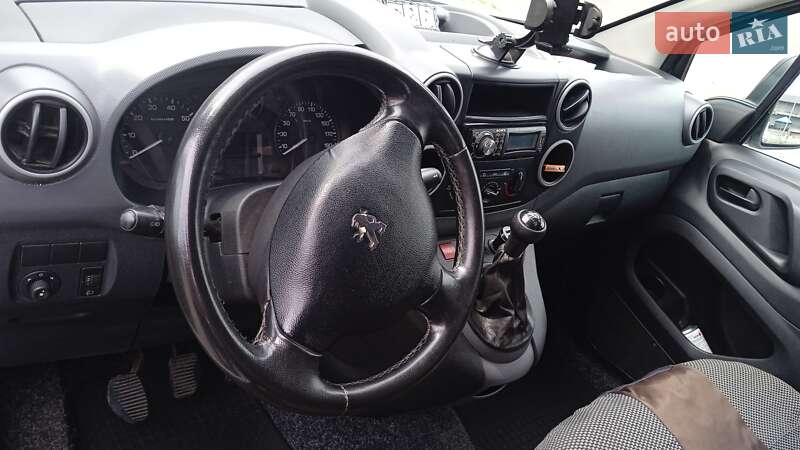 Минивэн Peugeot Partner 2011 в Николаеве фото 6 Минивэн Peugeot Partner 2011 в Николаеве