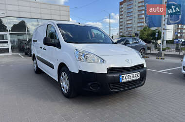Грузовой фургон Peugeot Partner 2015 в Хмельницком