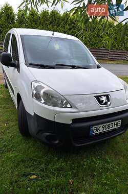 Минивэн Peugeot Partner 2011 в Дубно