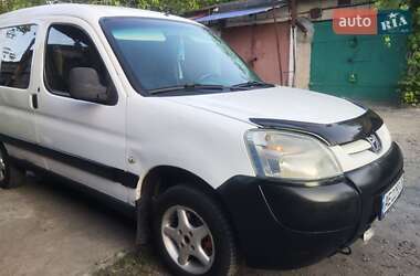 Вантажний фургон Peugeot Partner 2004 в Кривому Розі