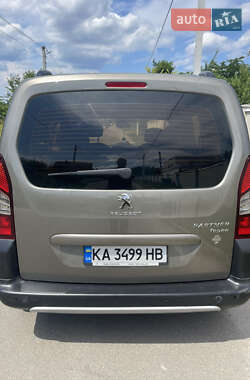 Минивэн Peugeot Partner 2013 в 