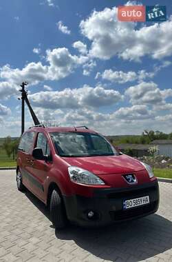 Минивэн Peugeot Partner 2009 в Шумске