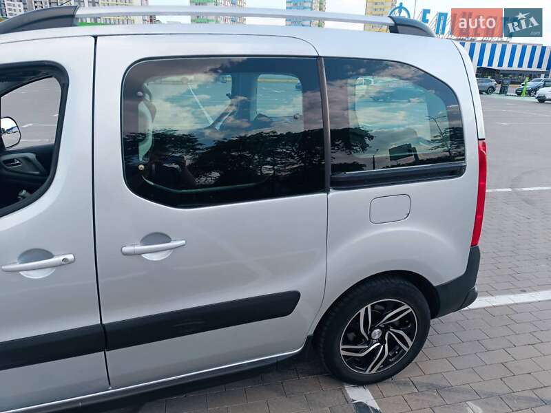 Мінівен Peugeot Partner 2011 в Одесі