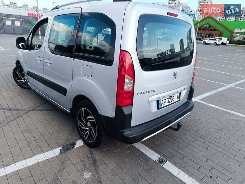 Мінівен Peugeot Partner 2011 в Одесі