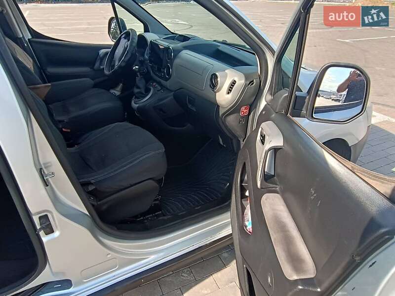 Мінівен Peugeot Partner 2011 в Одесі