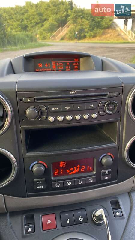 Мінівен Peugeot Partner 2009 в Глевасі