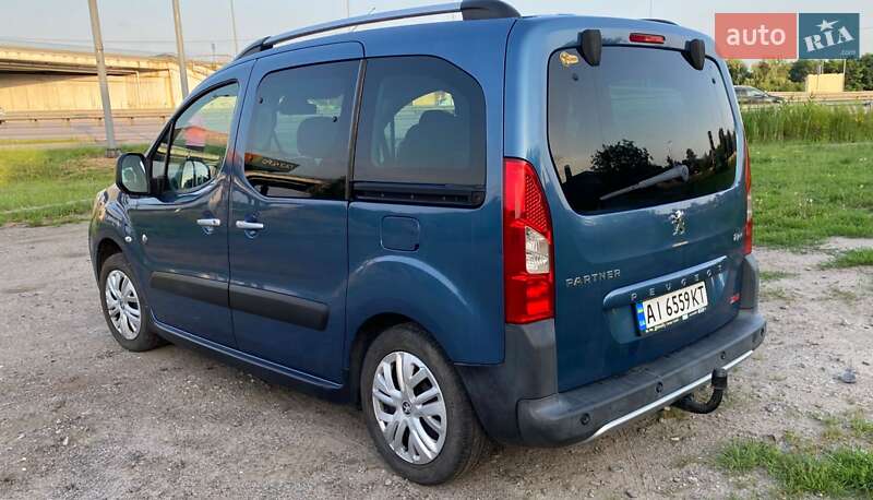 Мінівен Peugeot Partner 2009 в Глевасі