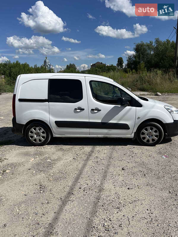 Минивэн Peugeot Partner 2013 в 