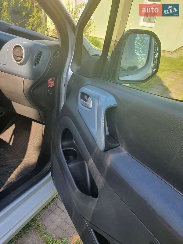 Минивэн Peugeot Partner 2010 в Одессе фото 7 Минивэн Peugeot Partner 2010 в Одессе