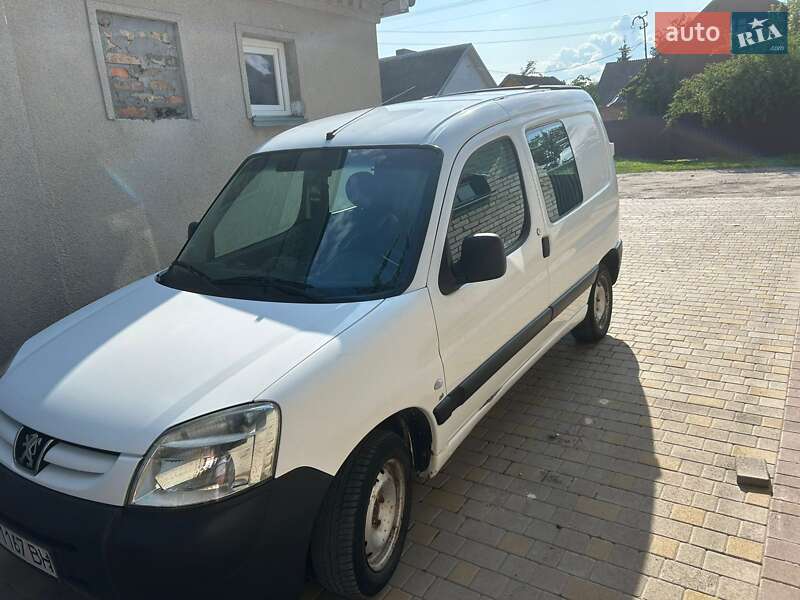 Минивэн Peugeot Partner 2005 в Нововолынске