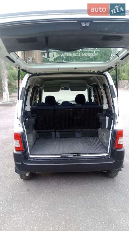 Минивэн Peugeot Partner 2007 в Гнивани