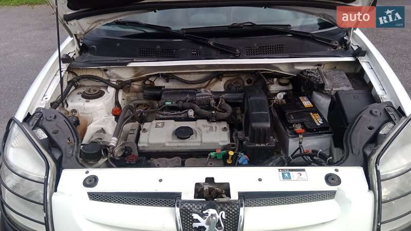 Минивэн Peugeot Partner 2007 в Гнивани