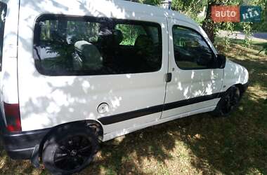 Мінівен Peugeot Partner 2001 в Іваничах