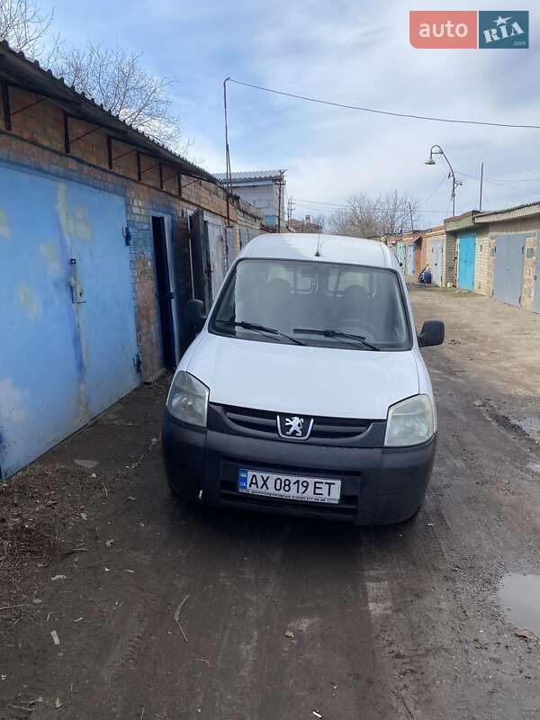 Другие грузовики Peugeot Partner 2011 в Харькове