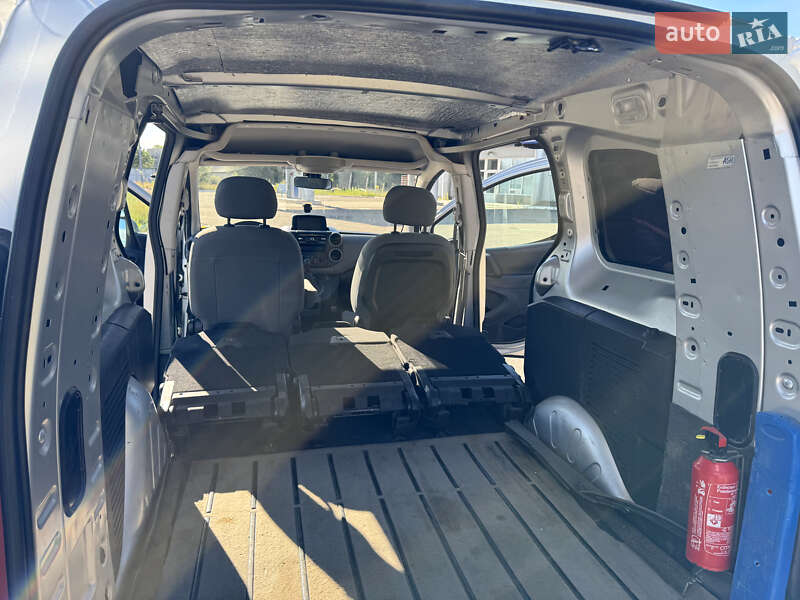 Минивэн Peugeot Partner 2012 в Костополе