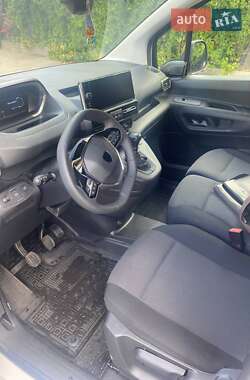 Грузопассажирский фургон Peugeot Partner 2024 в 