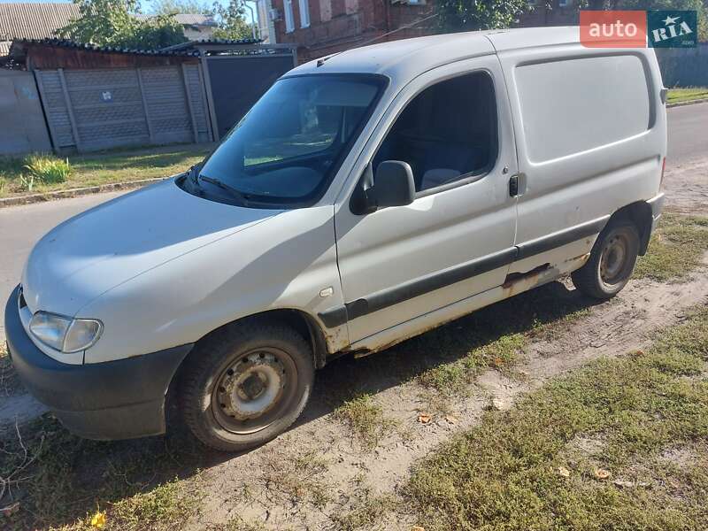 Вантажний фургон Peugeot Partner 2002 в Харкові