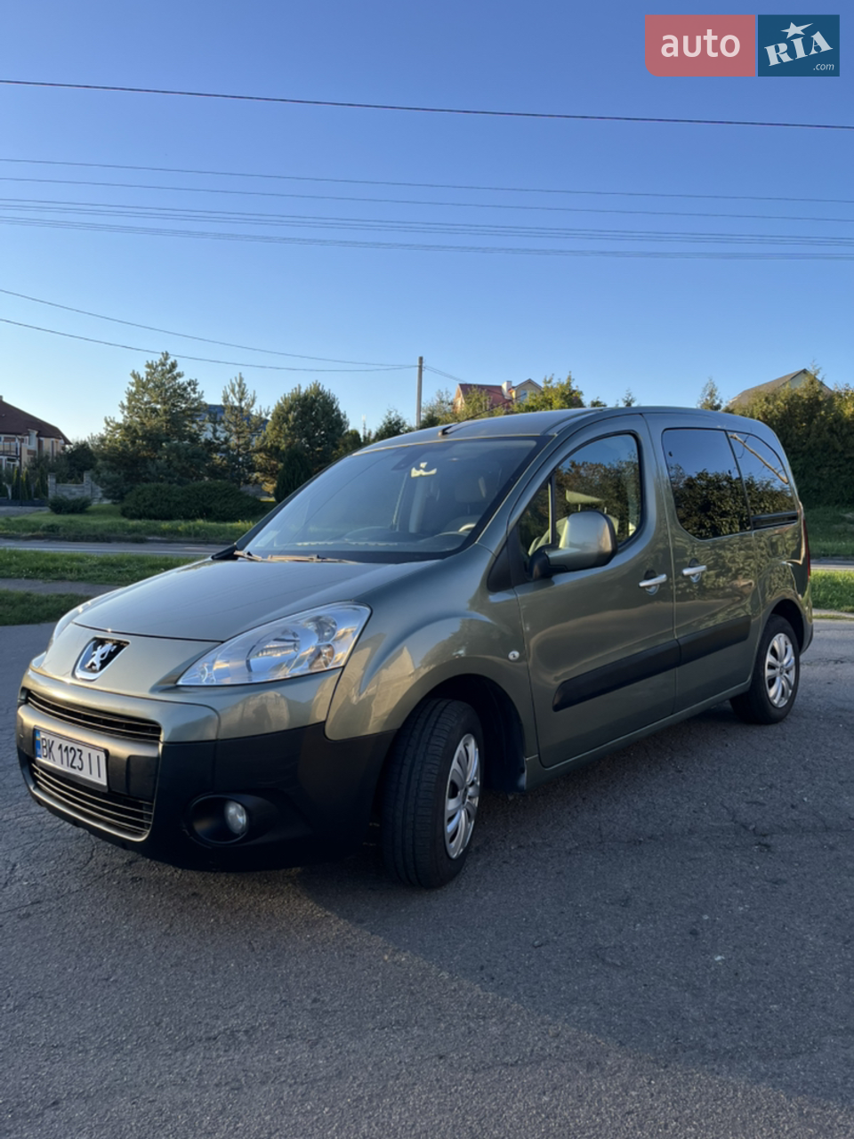 2011 Peugeot Partner - мініатюра 24