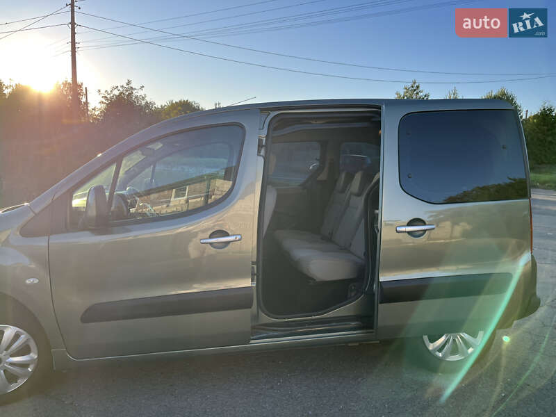 Минивэн Peugeot Partner 2011 в Ровно