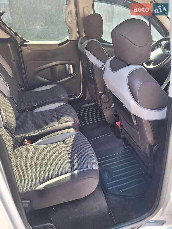 Минивэн Peugeot Partner 2010 в Снятине фото 6 Минивэн Peugeot Partner 2010 в Снятине