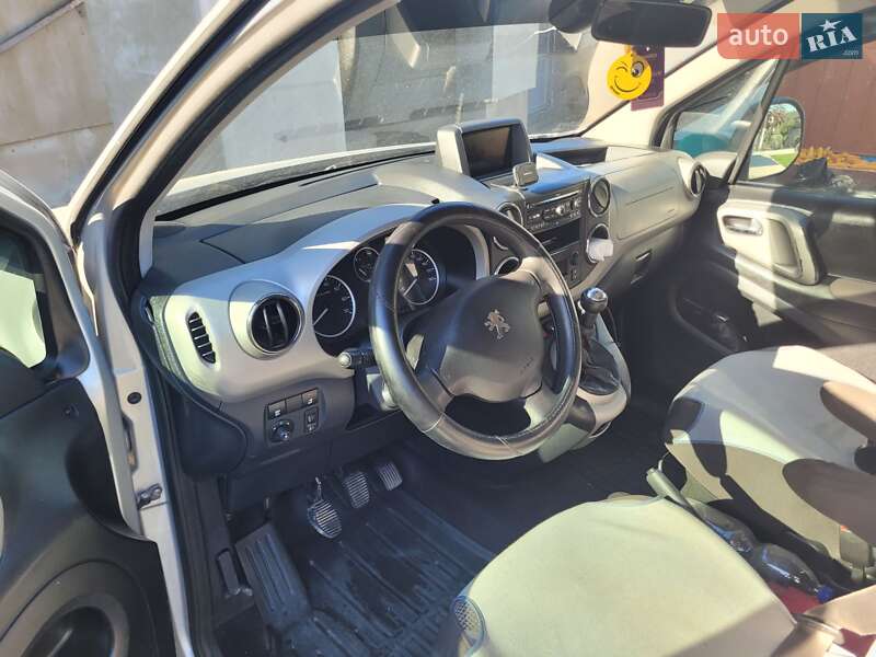 Минивэн Peugeot Partner 2010 в Снятине фото 12 Минивэн Peugeot Partner 2010 в Снятине