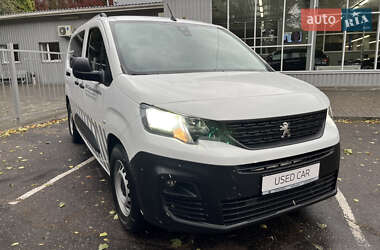 Грузопассажирский фургон Peugeot Partner 2023 в  фото 11 Грузопассажирский фургон Peugeot Partner 2023 в