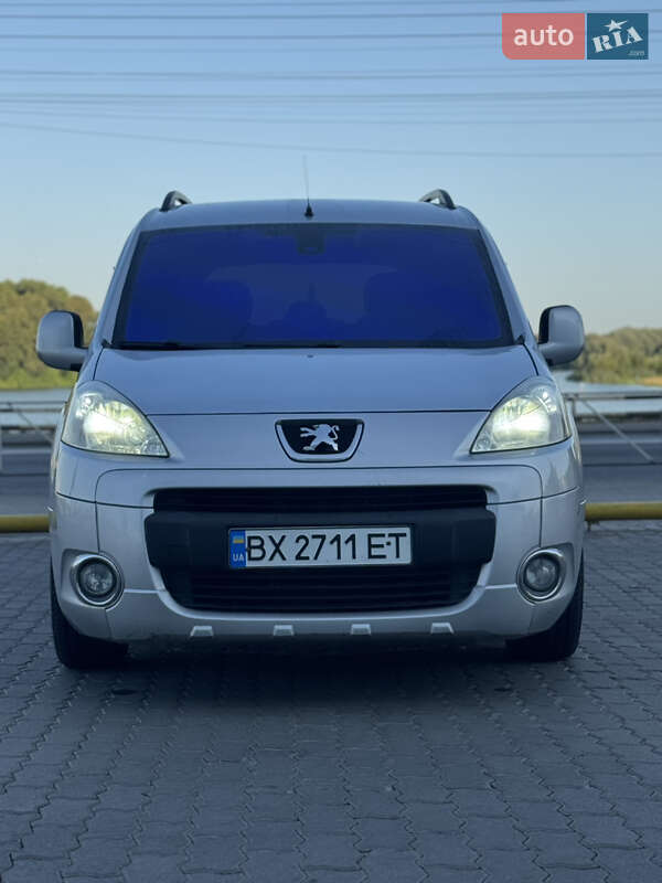 Минивэн Peugeot Partner 2010 в Хмельницком