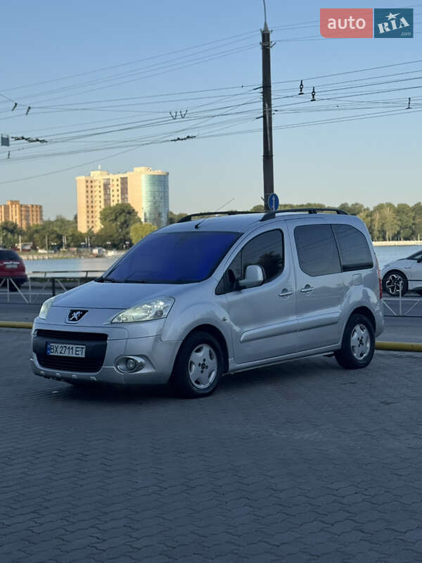 Минивэн Peugeot Partner 2010 в Хмельницком