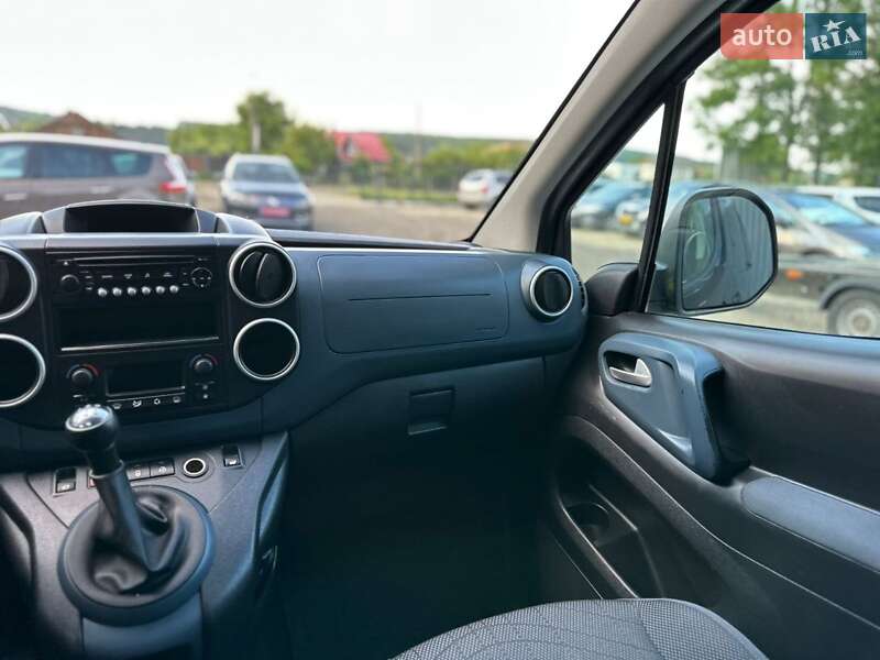 Минивэн Peugeot Partner 2011 в Ивано-Франковске