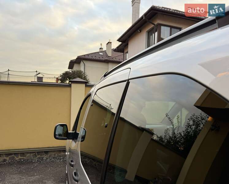 Минивэн Peugeot Partner 2017 в Львове