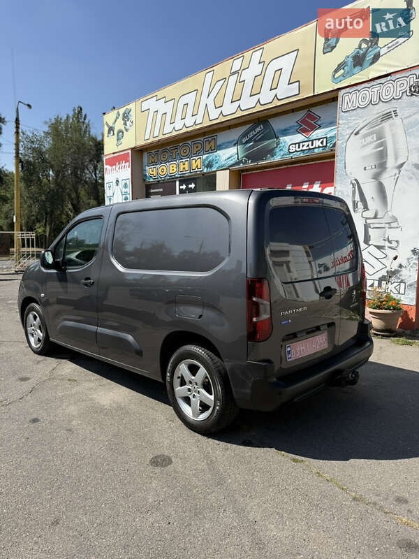 Вантажний фургон Peugeot Partner 2020 в Запоріжжі