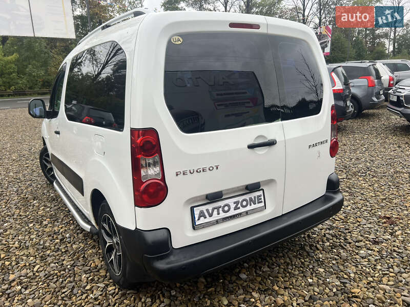 Мінівен Peugeot Partner 2010 в Коломиї