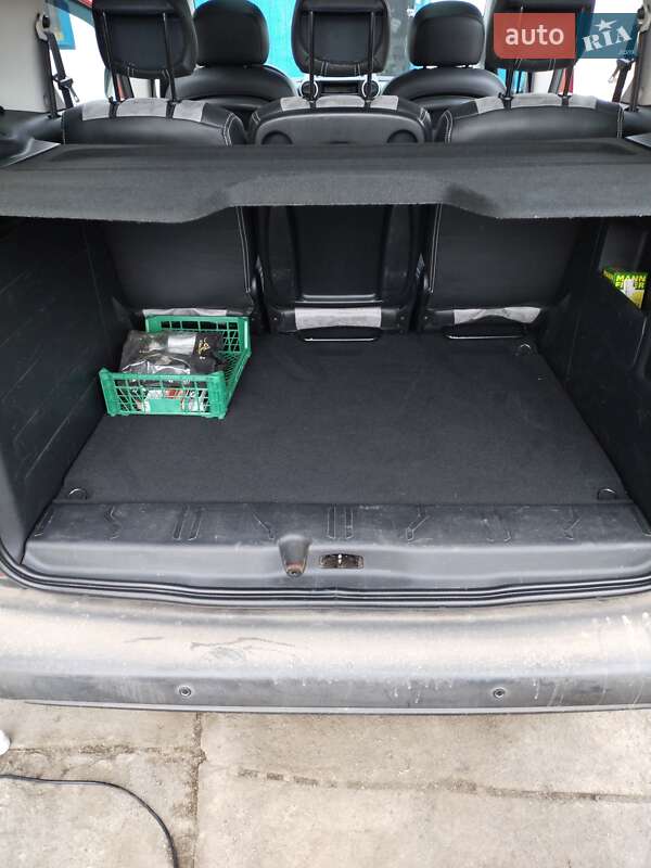 Мінівен Peugeot Partner 2010 в Кропивницькому