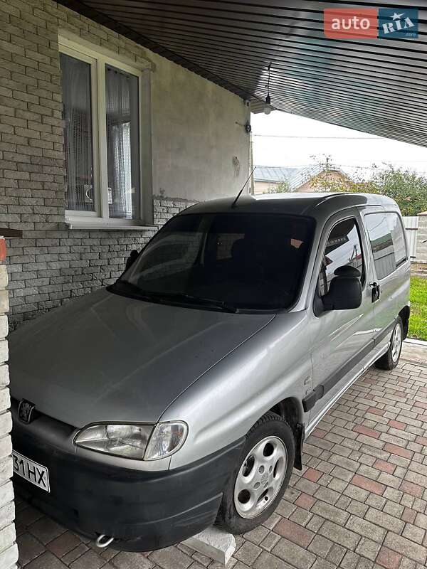 Минивэн Peugeot Partner 2002 в Ивано-Франковске