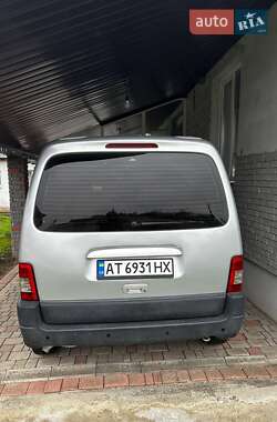 Минивэн Peugeot Partner 2002 в  фото 4 Минивэн Peugeot Partner 2002 в