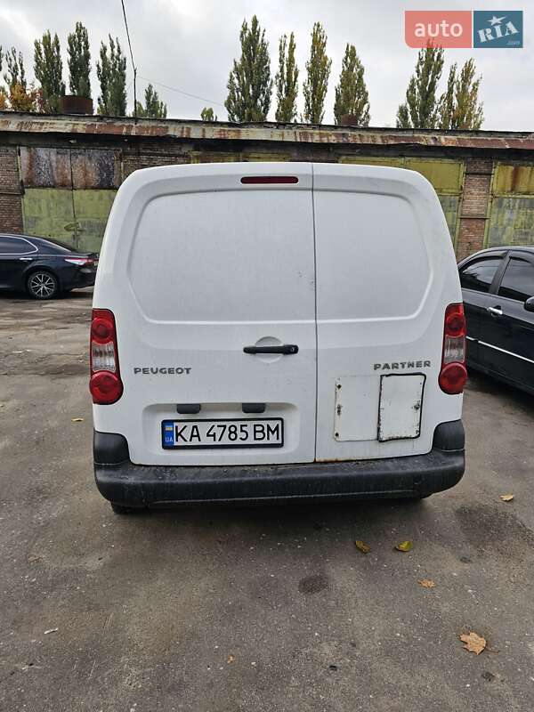 Минивэн Peugeot Partner 2011 в Киеве