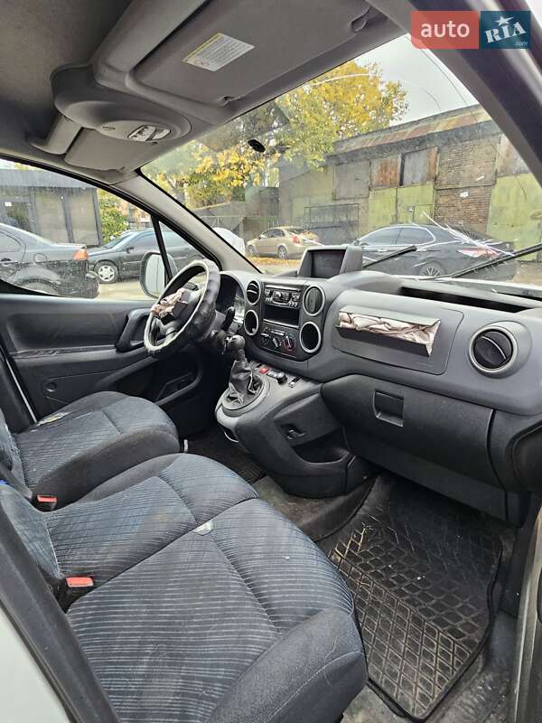 Минивэн Peugeot Partner 2011 в Киеве