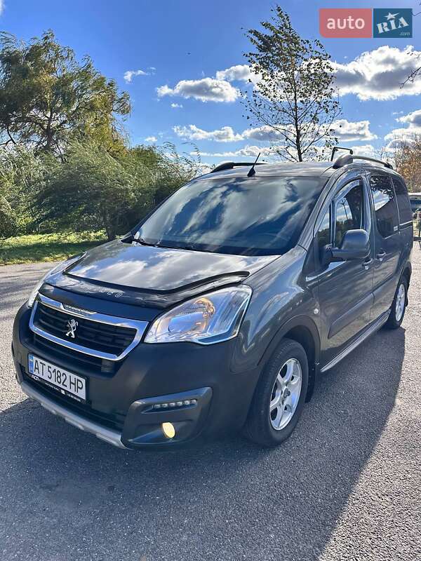 Мінівен Peugeot Partner 2016 в Тлумачі