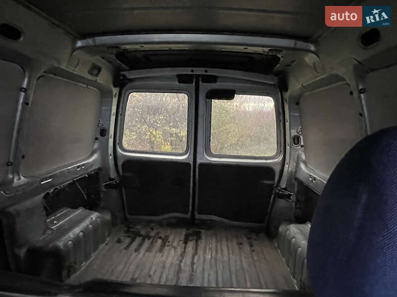 Грузовой фургон Peugeot Partner 2003 в Тернополе фото 12 Грузовой фургон Peugeot Partner 2003 в Тернополе