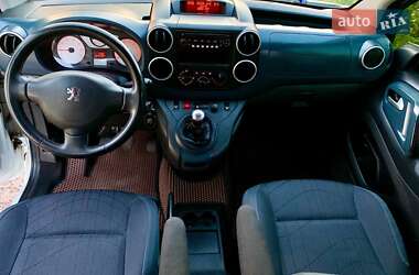 Мінівен Peugeot Partner 2010 в  фото 18 Мінівен Peugeot Partner 2010 в