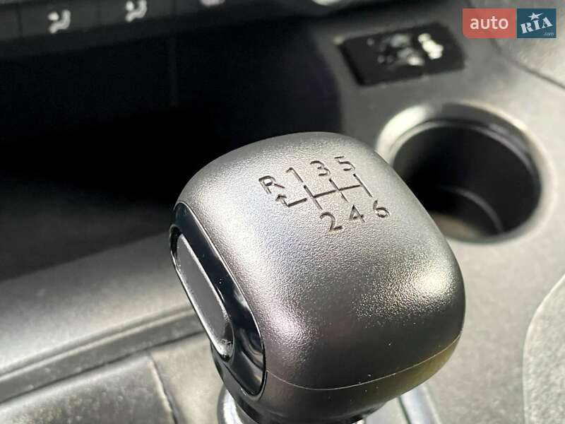 Грузовой фургон Peugeot Partner 2023 в Киеве фото 46 Грузовой фургон Peugeot Partner 2023 в Киеве