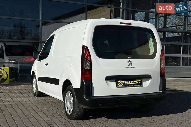 Грузовой фургон Peugeot Partner 2014 в Ивано-Франковске