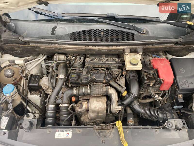 Минивэн Peugeot Partner 2013 в Кривом Роге