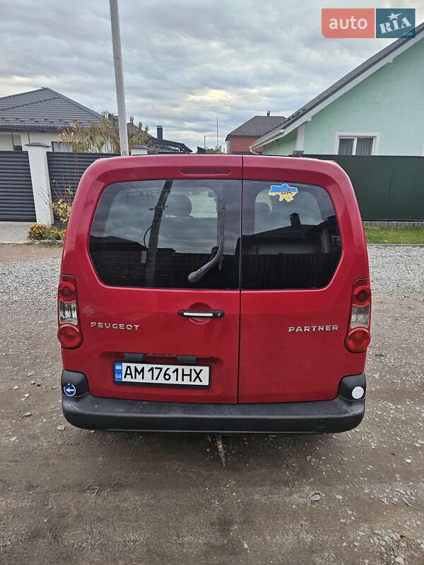Грузовой фургон Peugeot Partner 2010 в Житомире