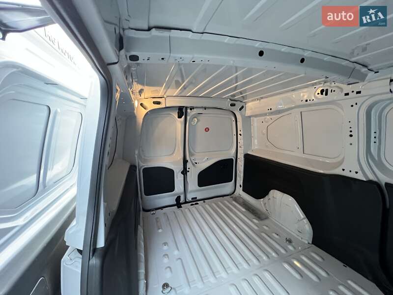 Грузовой фургон Peugeot Partner 2024 в Киеве фото 18 Грузовой фургон Peugeot Partner 2024 в Киеве