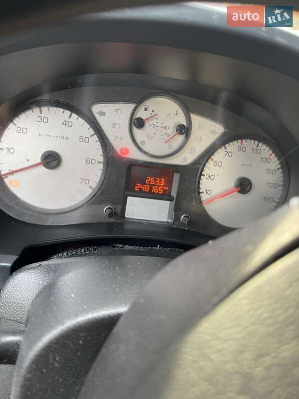 Минивэн Peugeot Partner 2009 в Ровно фото 5 Минивэн Peugeot Partner 2009 в Ровно