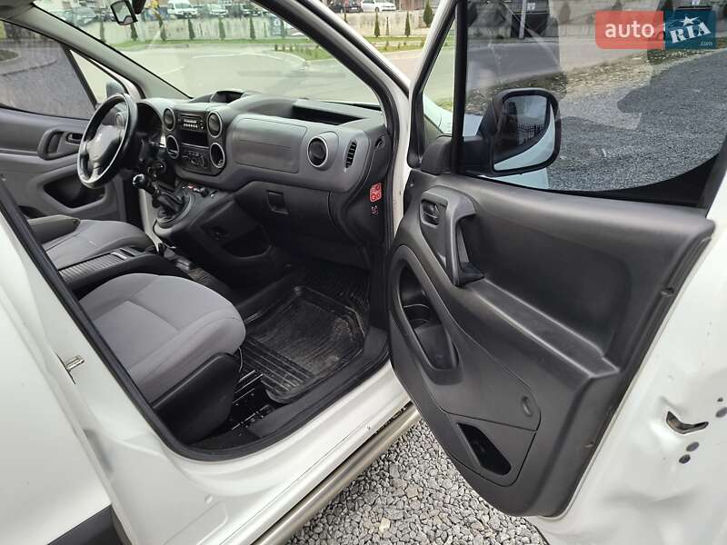 Вантажний фургон Peugeot Partner 2012 в Тернополі фото 18 Вантажний фургон Peugeot Partner 2012 в Тернополі