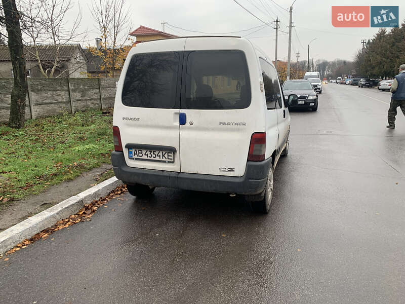 Минивэн Peugeot Partner 2006 в Калиновке